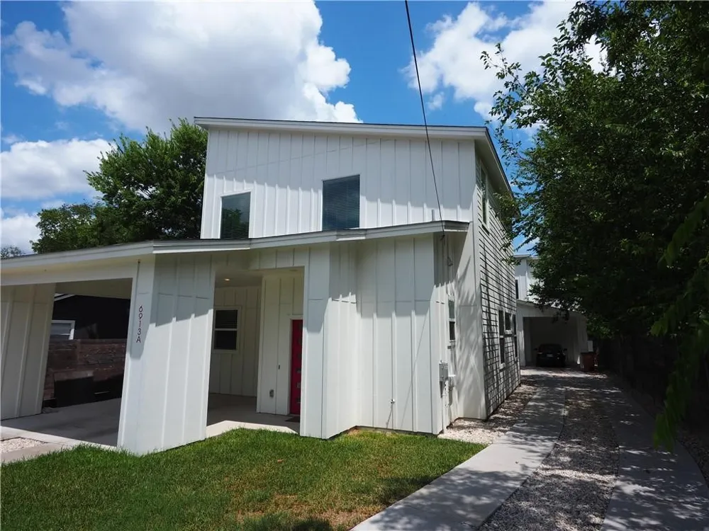 6913 Providence Avenue #A Austin, TX 78752
