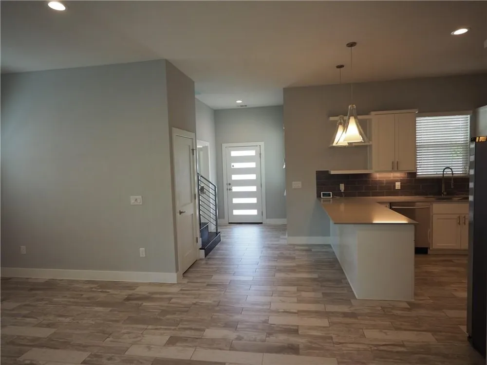 6913 Providence Avenue #A Austin, TX 78752