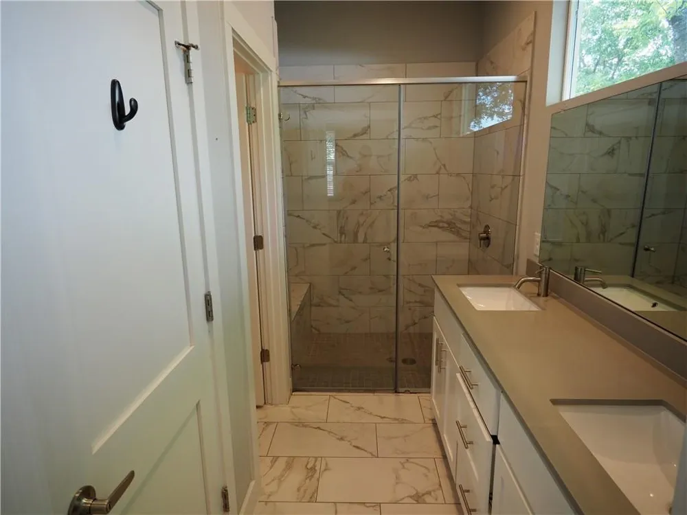 6913 Providence Avenue #A Austin, TX 78752