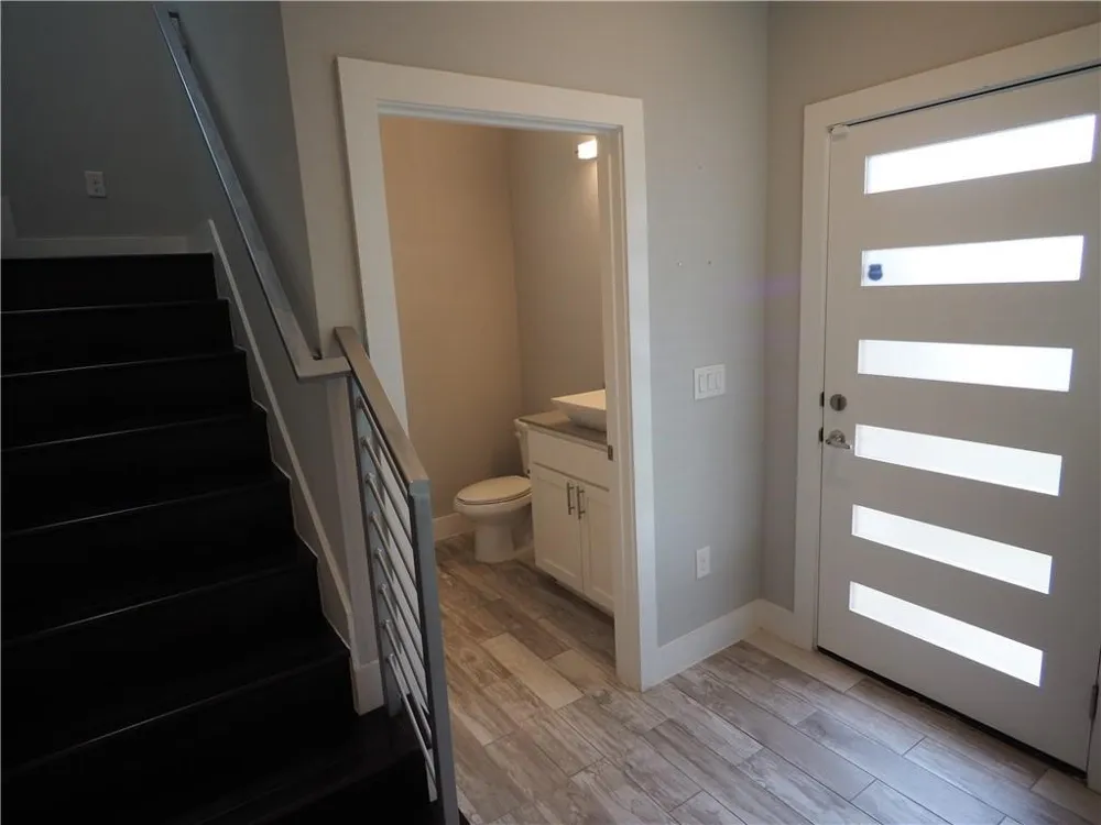 6913 Providence Avenue #A Austin, TX 78752