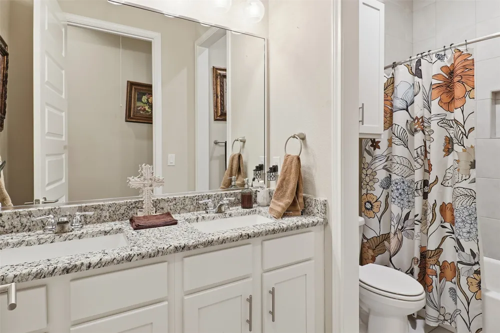 103 Kings Way Horseshoe Bay, TX 78657