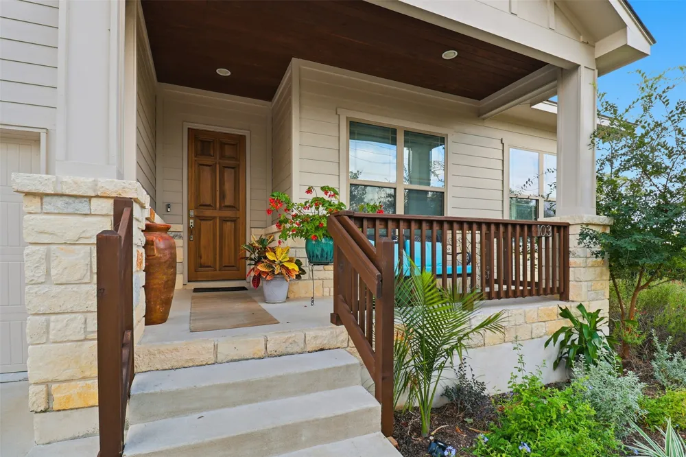 103 Kings Way Horseshoe Bay, TX 78657