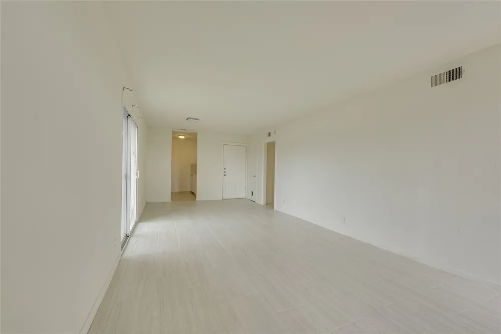 3431 North Hills Drive #321 Austin, TX 78731
