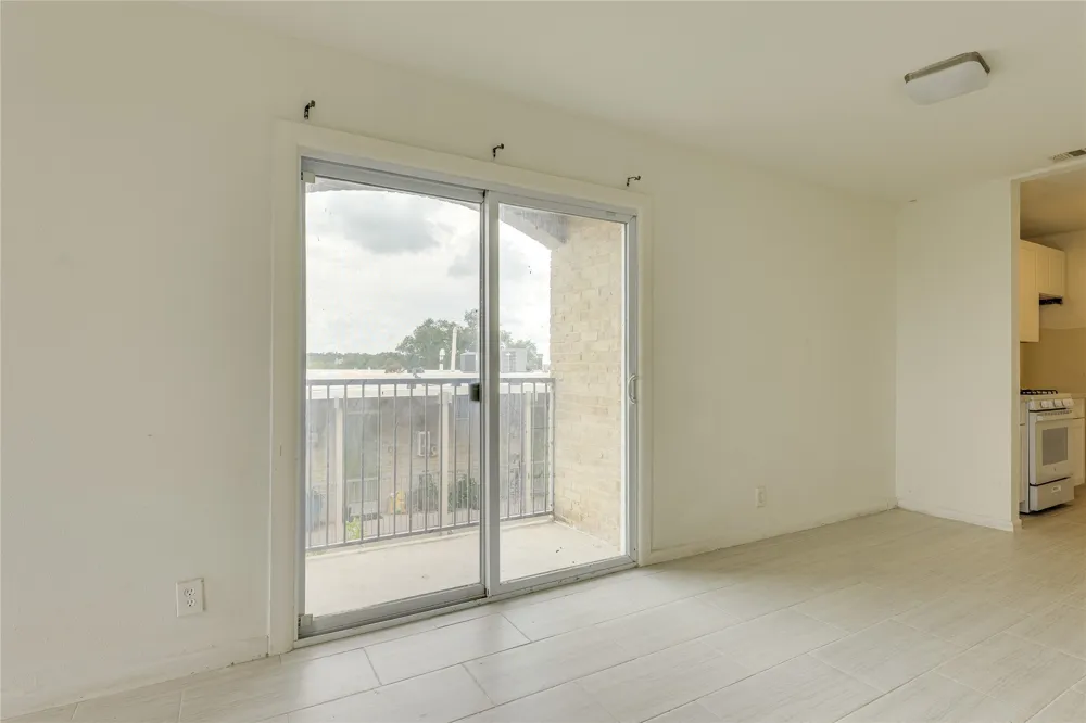 3431 North Hills Drive #321 Austin, TX 78731