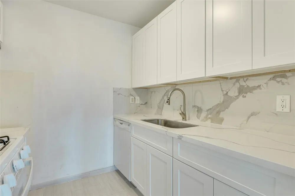 3431 North Hills Drive #321 Austin, TX 78731