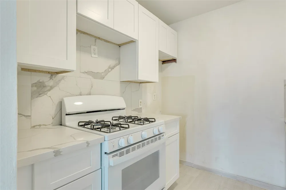 3431 North Hills Drive #321 Austin, TX 78731
