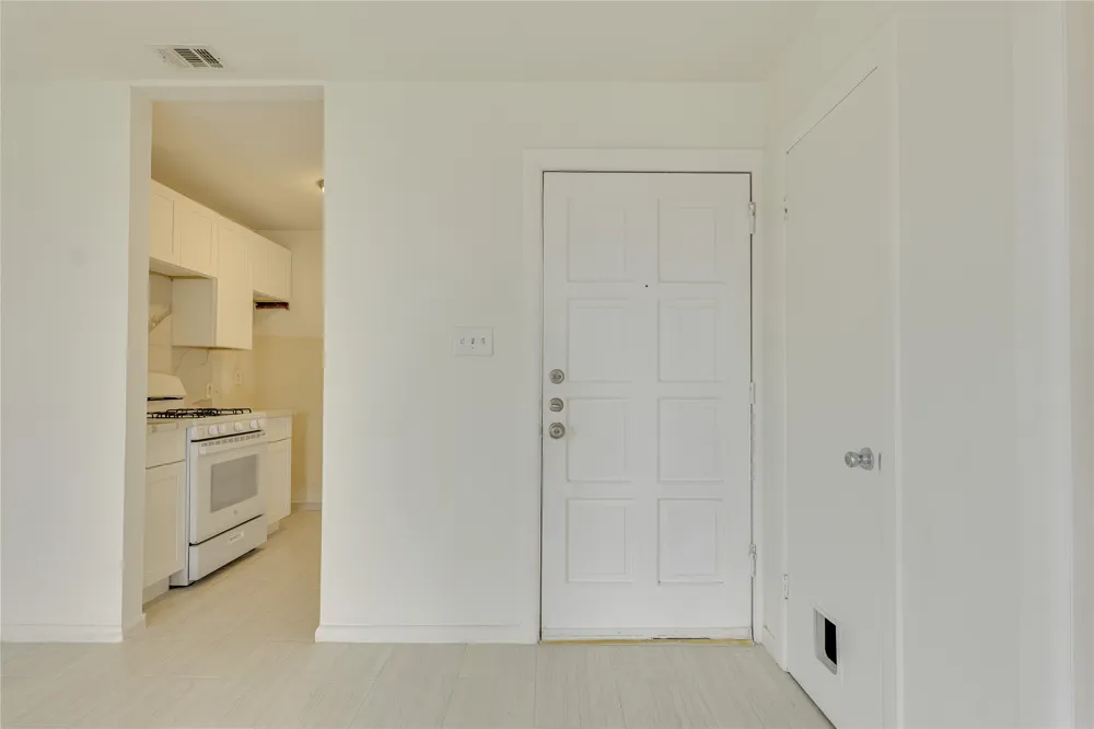 3431 North Hills Drive #321 Austin, TX 78731