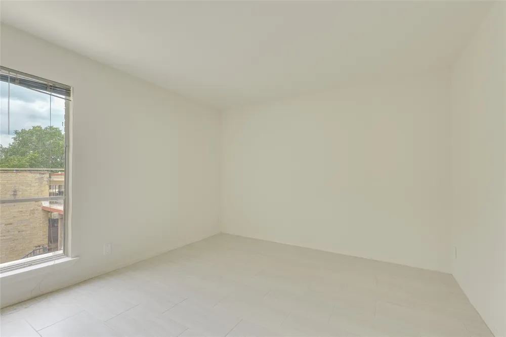 3431 North Hills Drive #321 Austin, TX 78731
