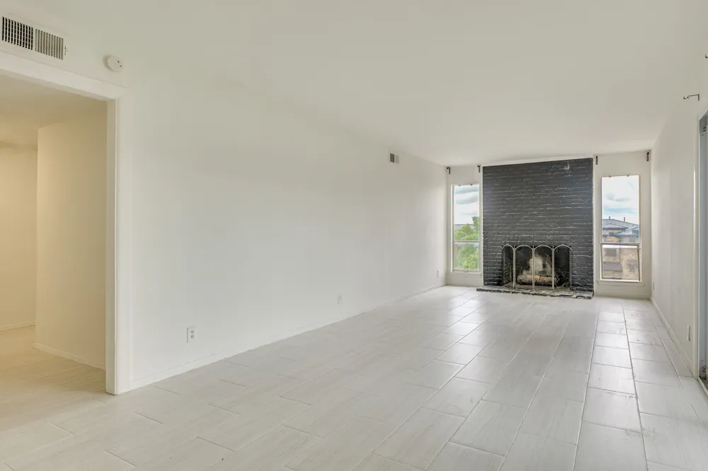 3431 North Hills Drive #321 Austin, TX 78731