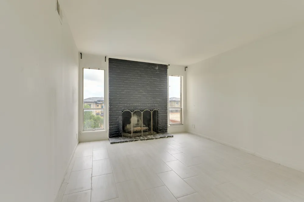 3431 North Hills Drive #321 Austin, TX 78731