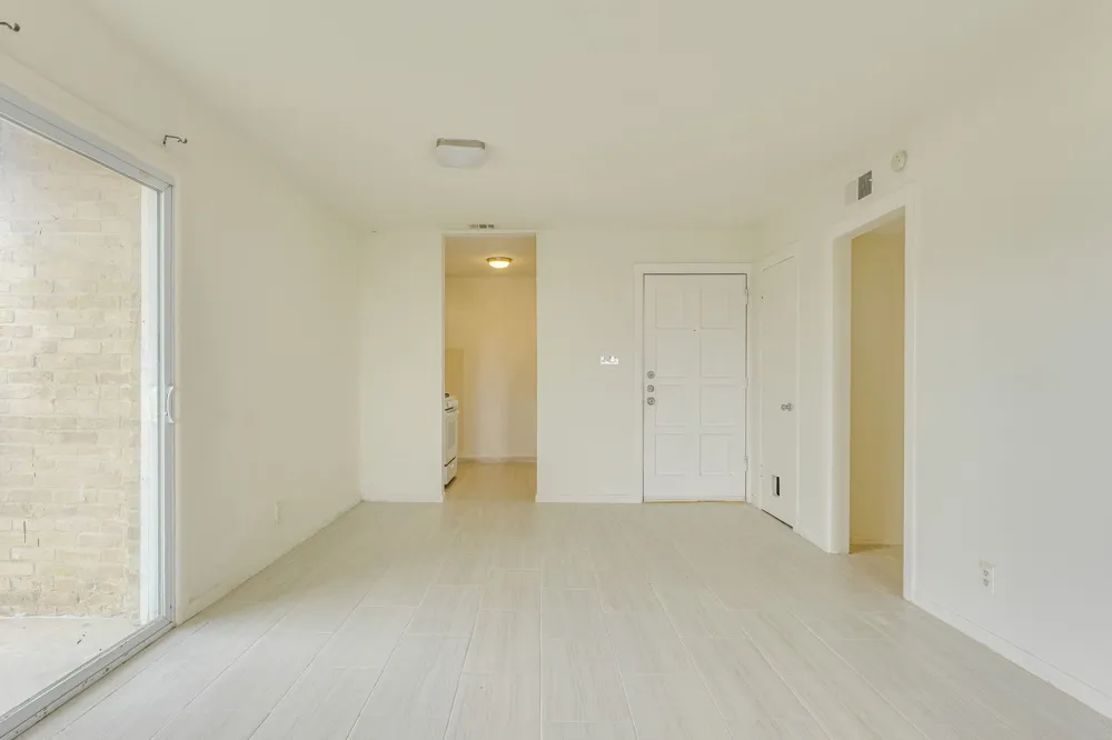 3431 North Hills Drive #321 Austin, TX 78731