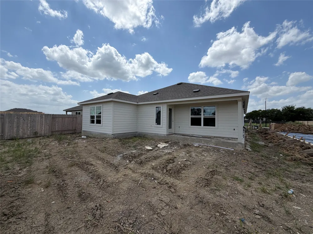181 Oriole Street Kyle, TX 78640