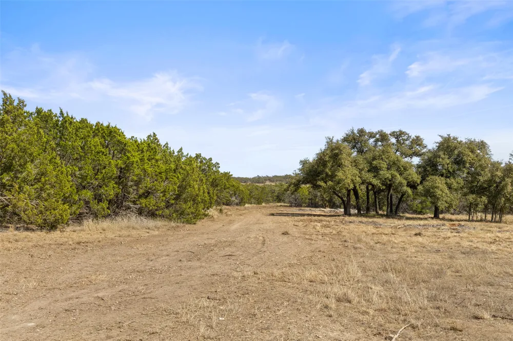 535 Becker Road Johnson City, TX 78636