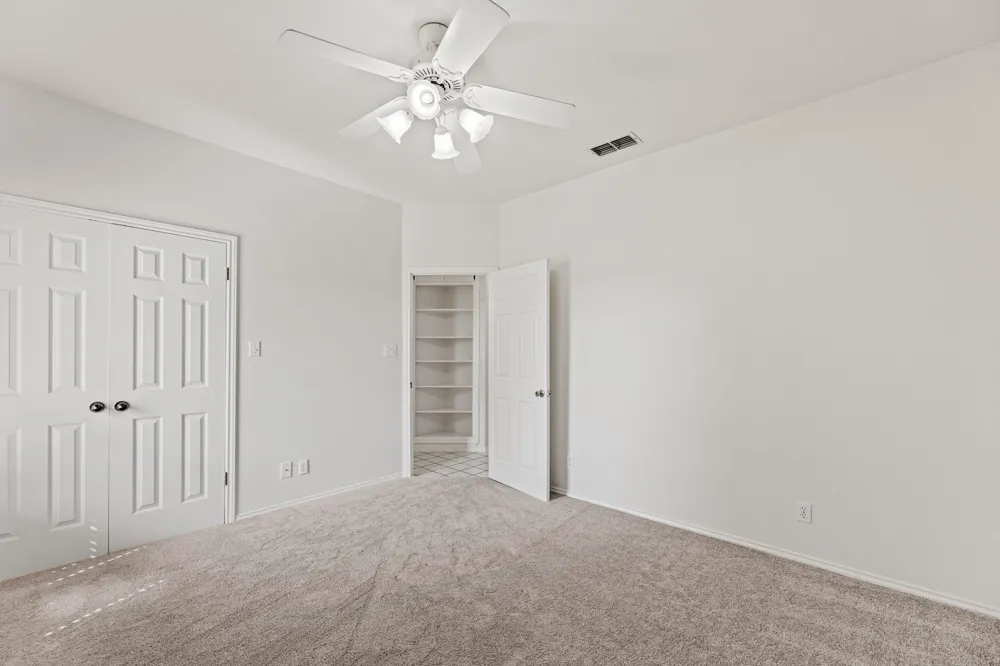 11077 County Road 440 Thorndale, TX 76577