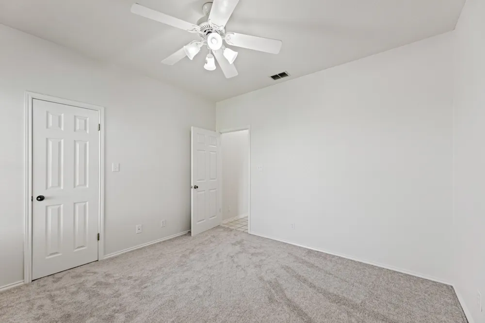 11077 County Road 440 Thorndale, TX 76577