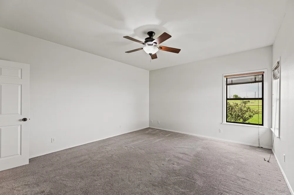 11077 County Road 440 Thorndale, TX 76577