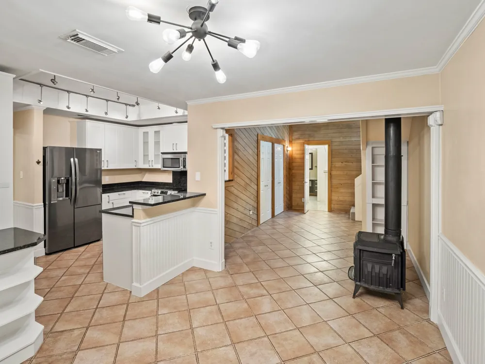 6109 Grass Hollow Austin, TX 78750