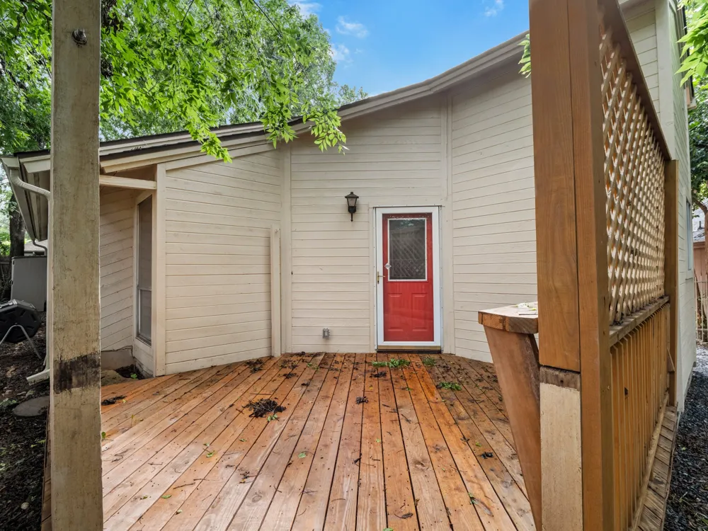 6109 Grass Hollow Austin, TX 78750
