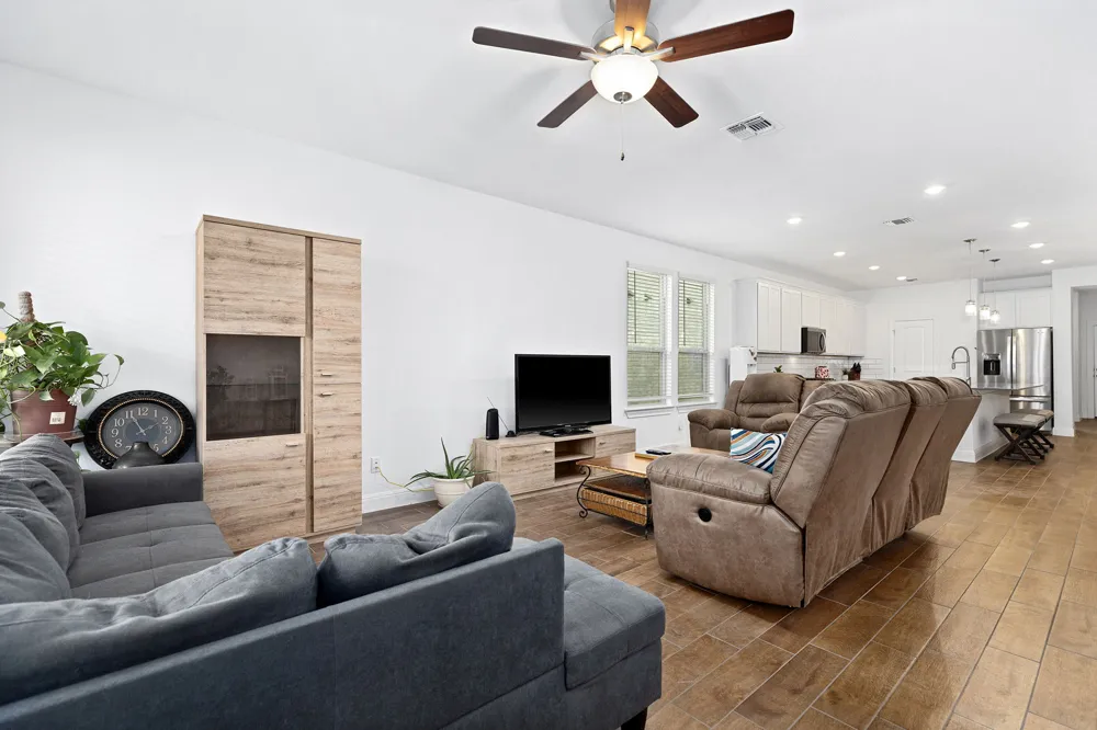 116 Raleigh Drive Georgetown, TX 78633