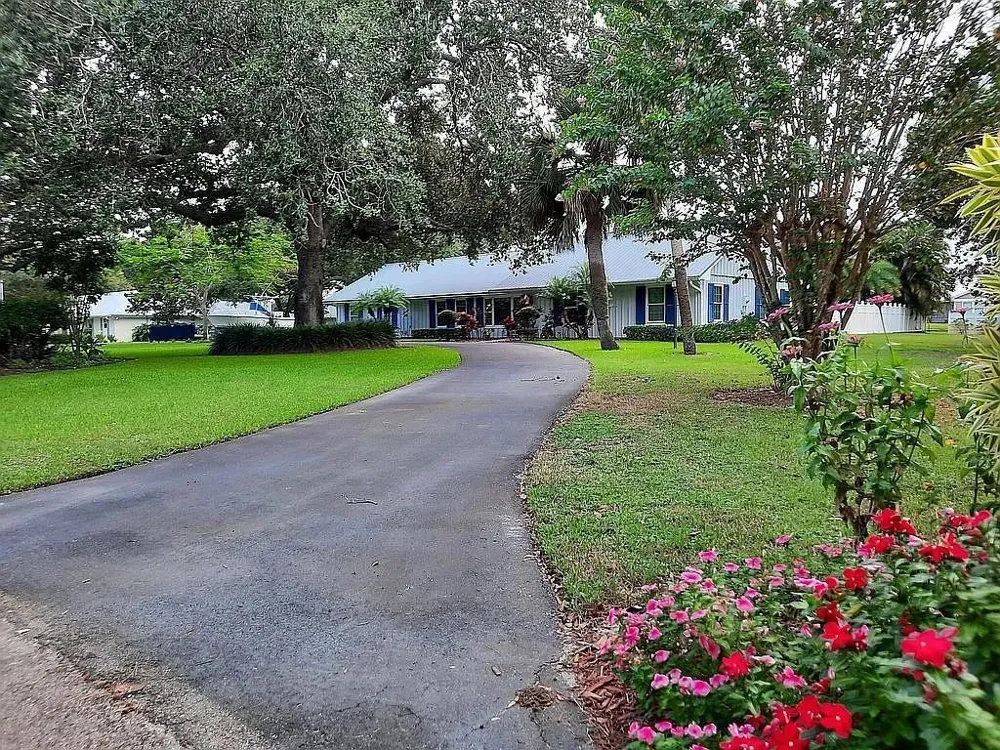 155 31st Avenue Vero Beach, FL 32968
