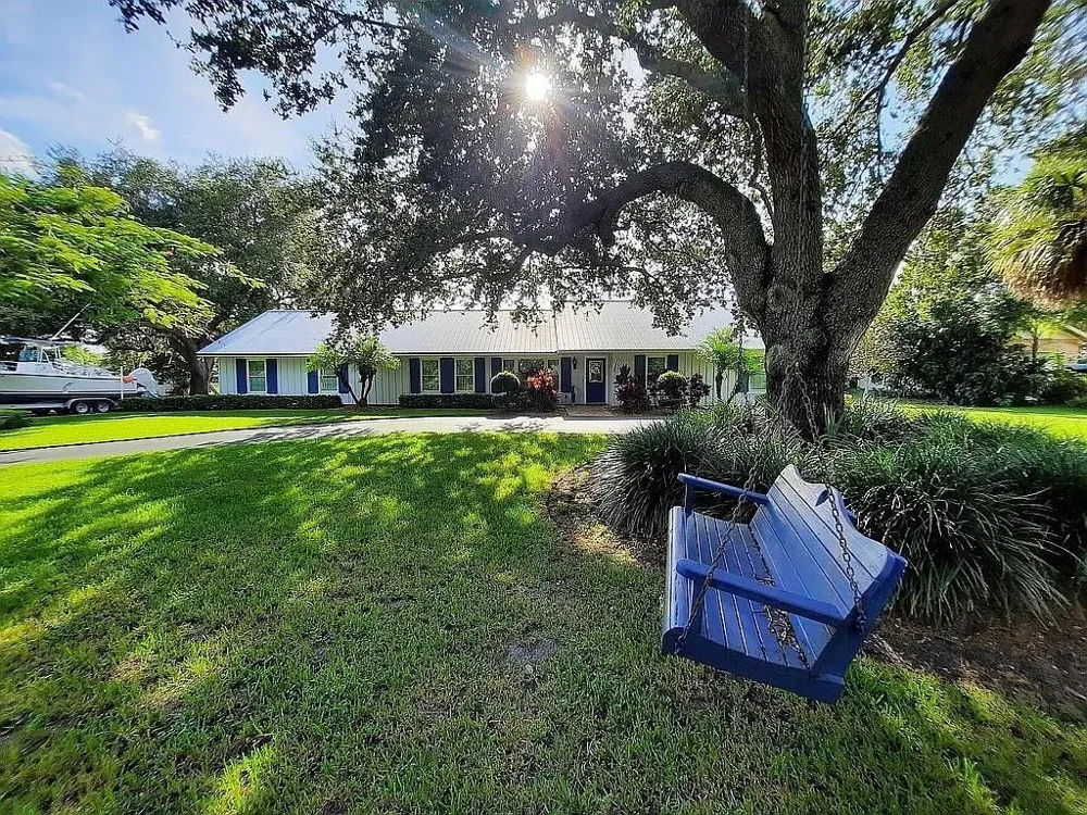 155 31st Avenue Vero Beach, FL 32968
