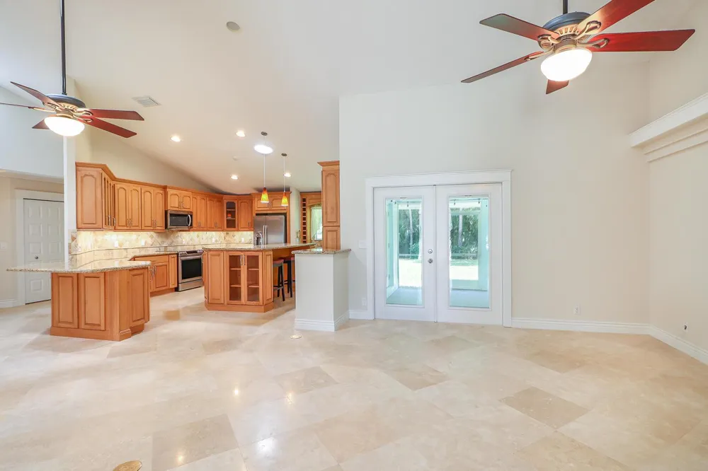 15386 83rd Way Palm Beach Gardens, FL 33418