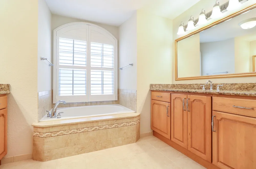 15386 83rd Way Palm Beach Gardens, FL 33418