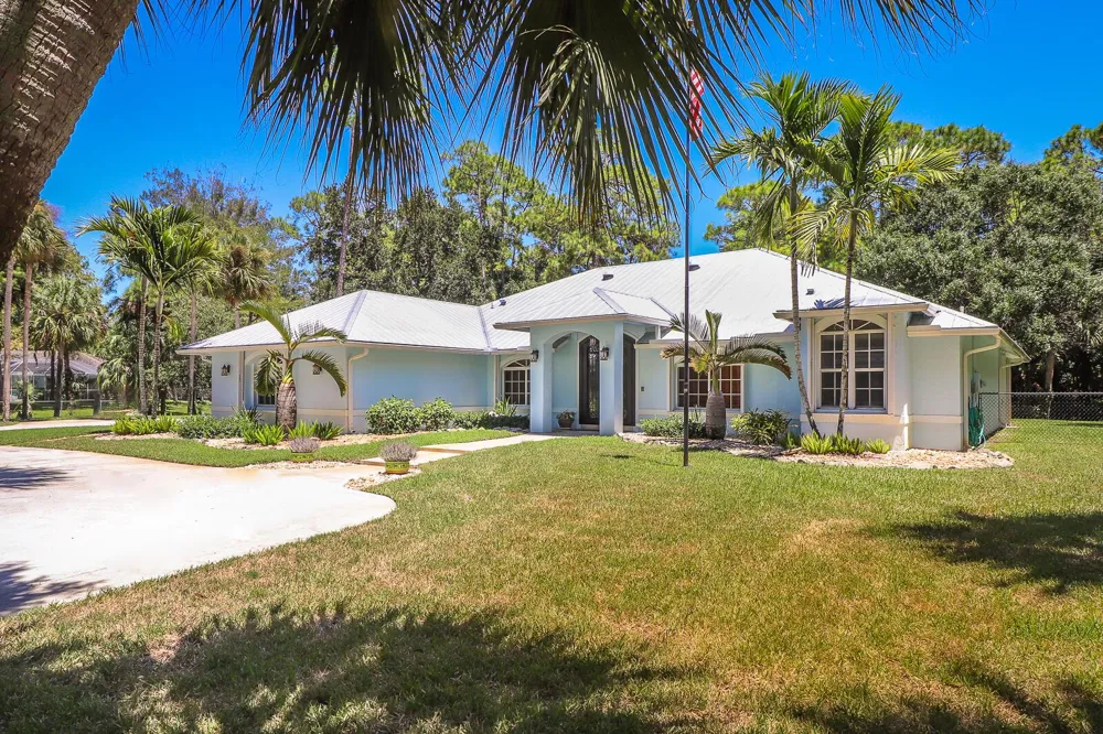 15386 83rd Way Palm Beach Gardens, FL 33418
