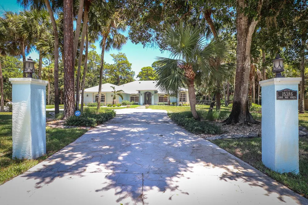 15386 83rd Way Palm Beach Gardens, FL 33418
