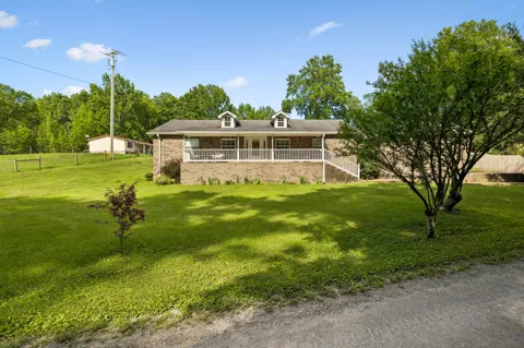 698 Tooley Branch Rd