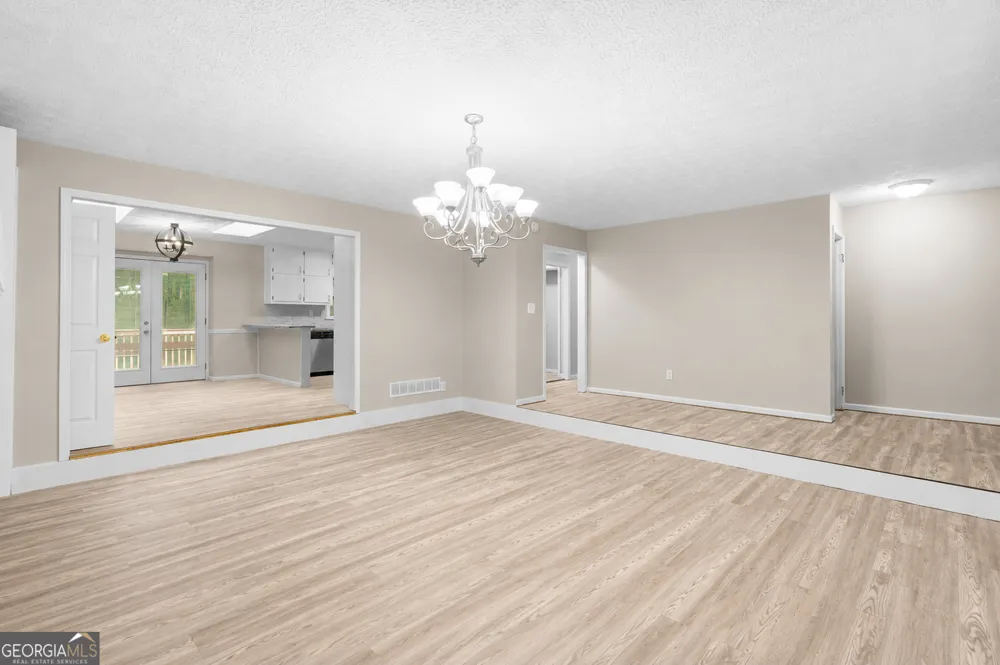 150 Brooks DR Tyrone, GA 30290