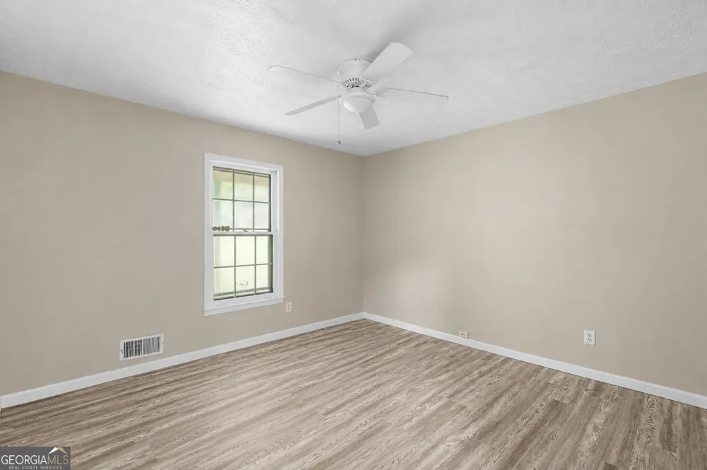 150 Brooks DR Tyrone, GA 30290