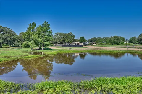 4057 W HIGHWAY 21