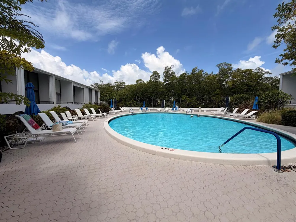 3589 S Ocean Boulevard #404 South Palm Beach, FL 33480