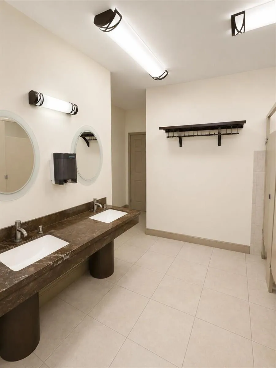 3589 S Ocean Boulevard #404 South Palm Beach, FL 33480