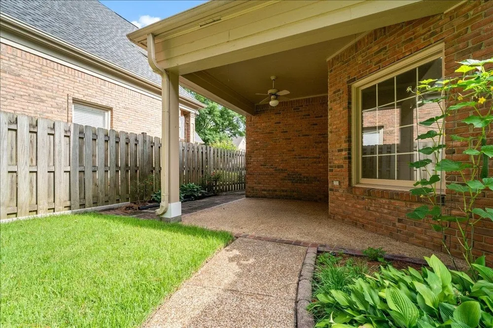 6619 RUE BEAUMONDE DR Memphis, TN 38120