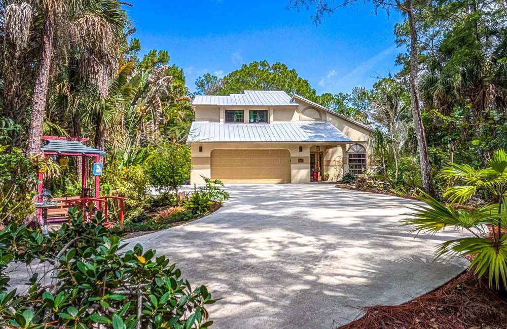 8259 155th Place Palm Beach Gardens, FL 33418