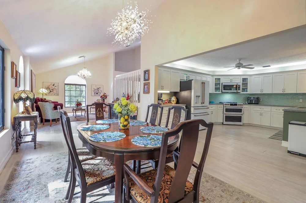 8259 155th Place Palm Beach Gardens, FL 33418
