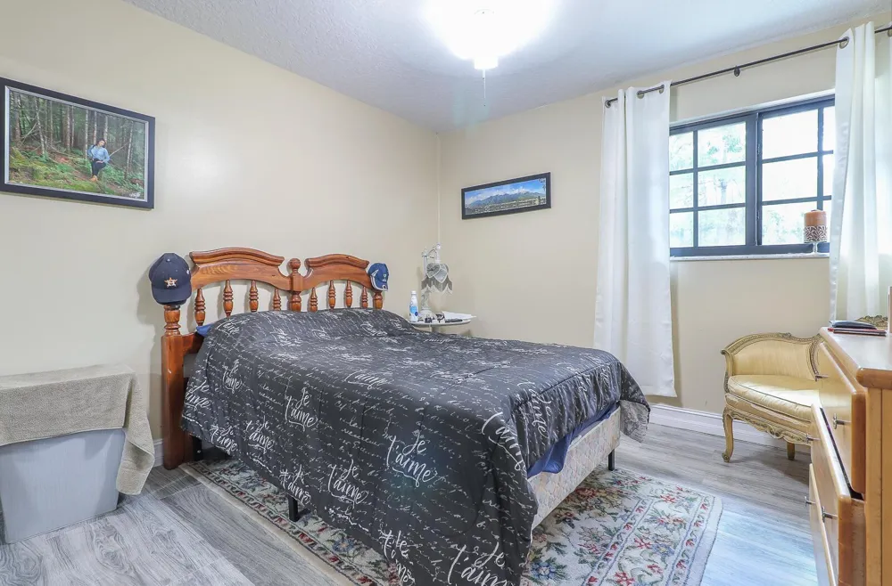 8259 155th Place Palm Beach Gardens, FL 33418