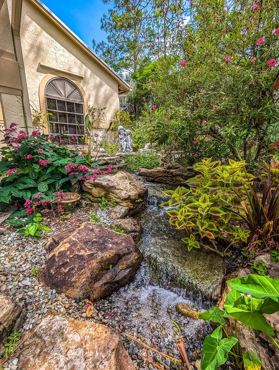 8259 155th Place Palm Beach Gardens, FL 33418