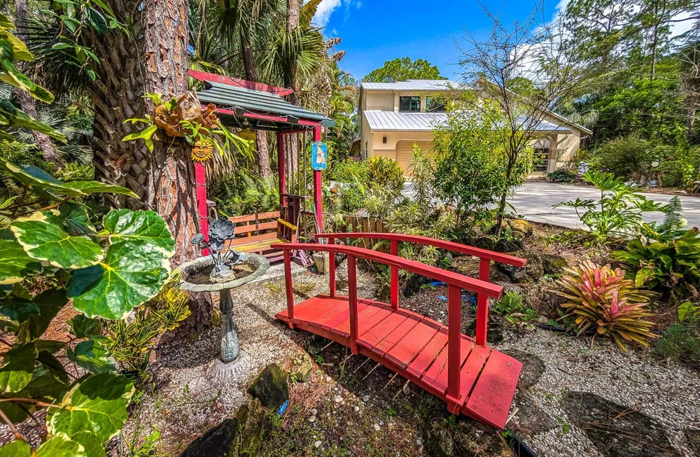 8259 155th Place Palm Beach Gardens, FL 33418