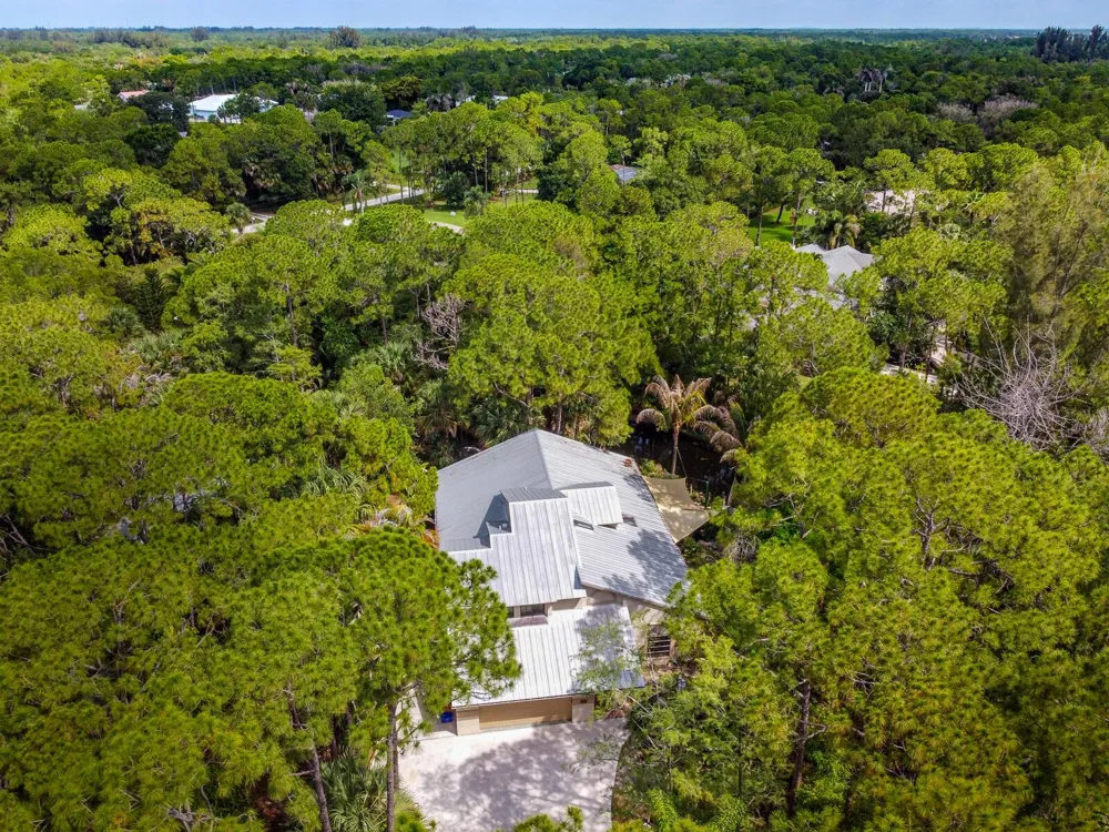 8259 155th Place Palm Beach Gardens, FL 33418