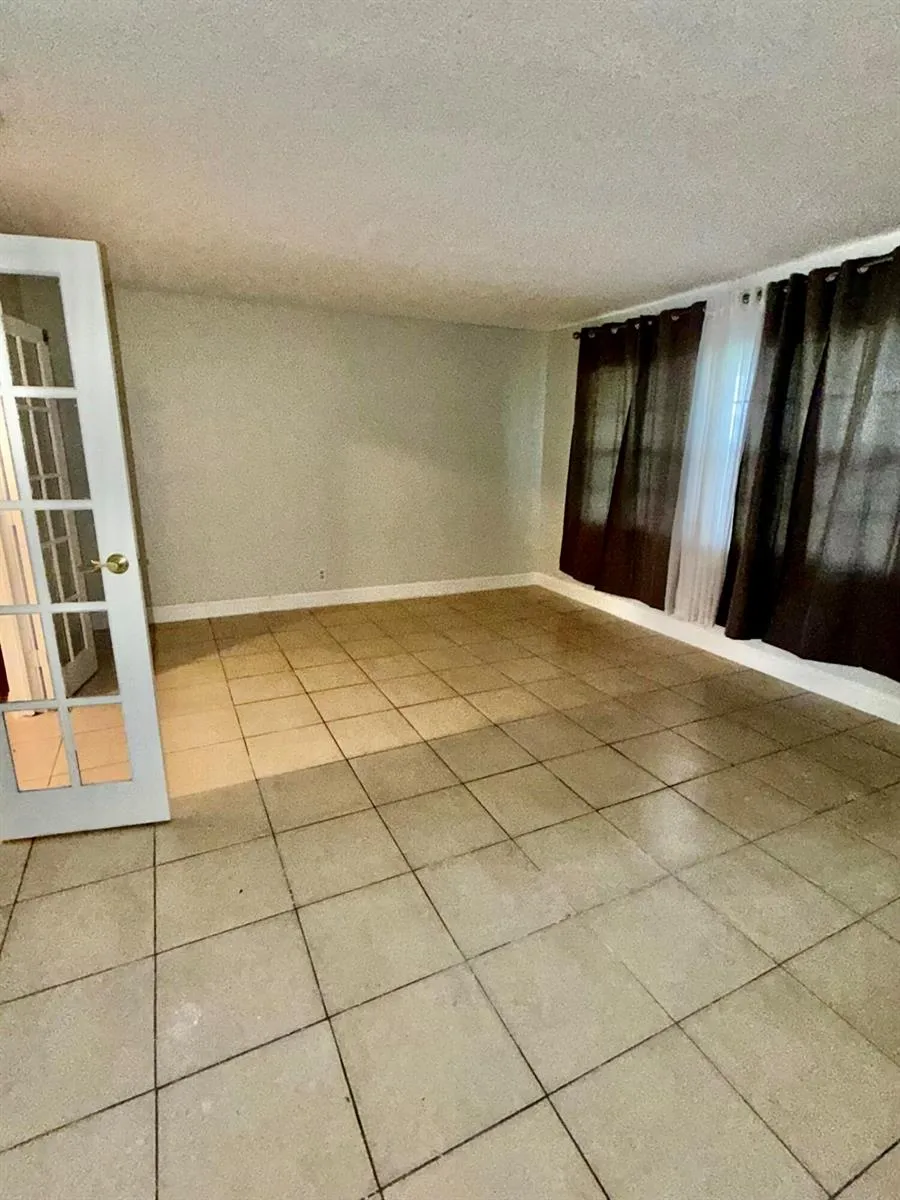 9392 Affirmed Lane Boca Raton, FL 33496