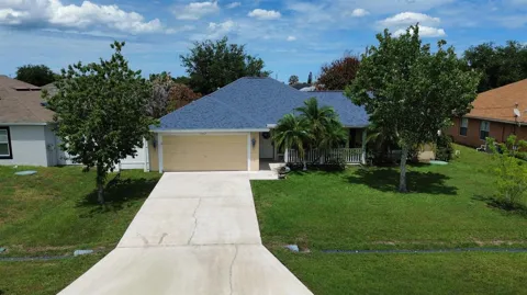 1773 SW Finch Lane