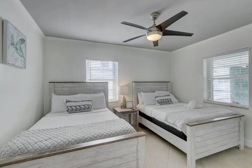 2740 NE 30th Place #1-2 Fort Lauderdale, FL 33306