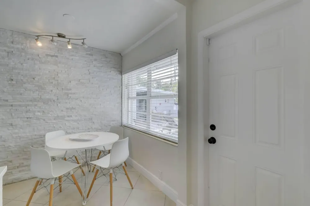 2740 NE 30th Place #1-2 Fort Lauderdale, FL 33306