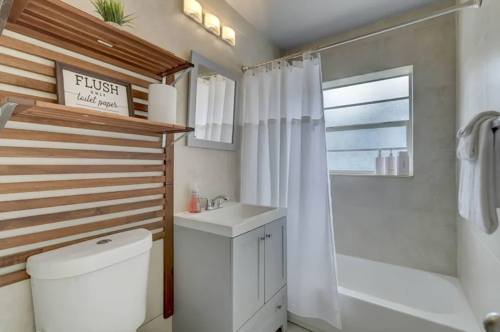 2740 NE 30th Place #1-2 Fort Lauderdale, FL 33306