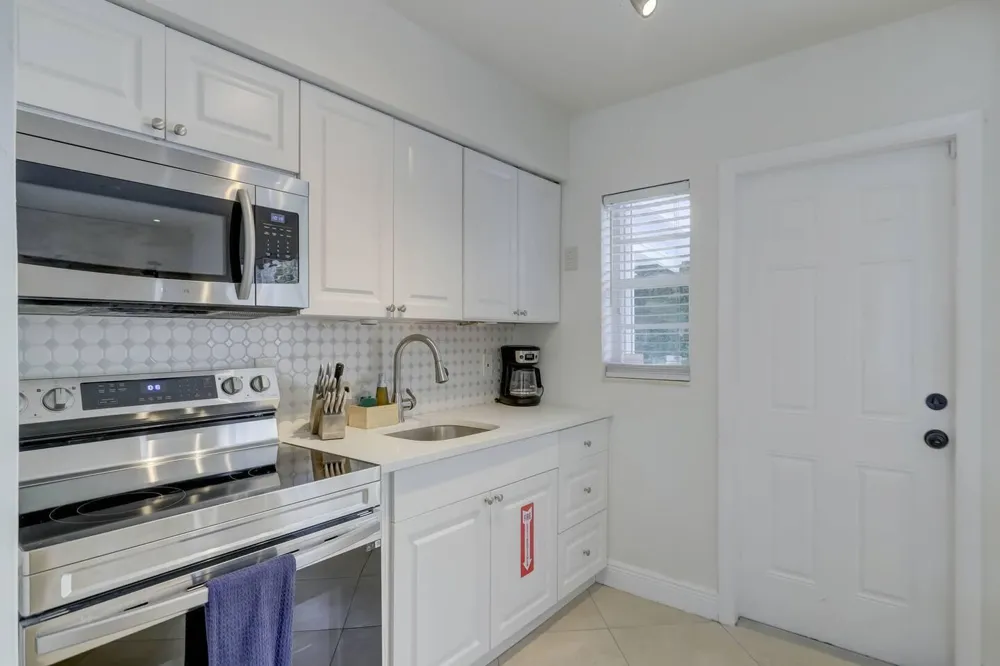 2740 NE 30th Place #1-2 Fort Lauderdale, FL 33306