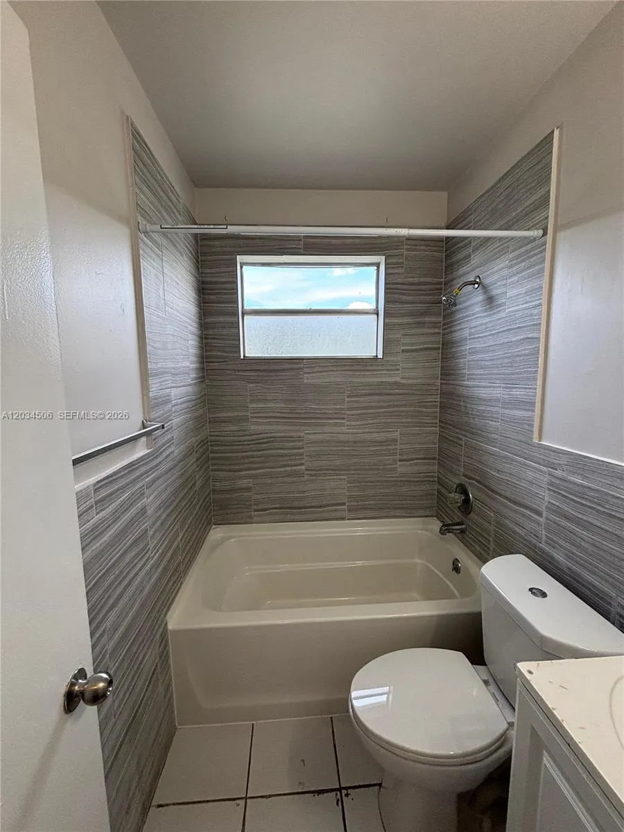 14120 NW 24th Ct #303 Opa-Locka, FL 33054