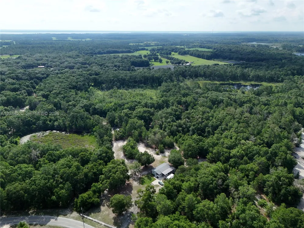 141 STRAWBERRY ST Other City - In The State Of Florida, FL 32181